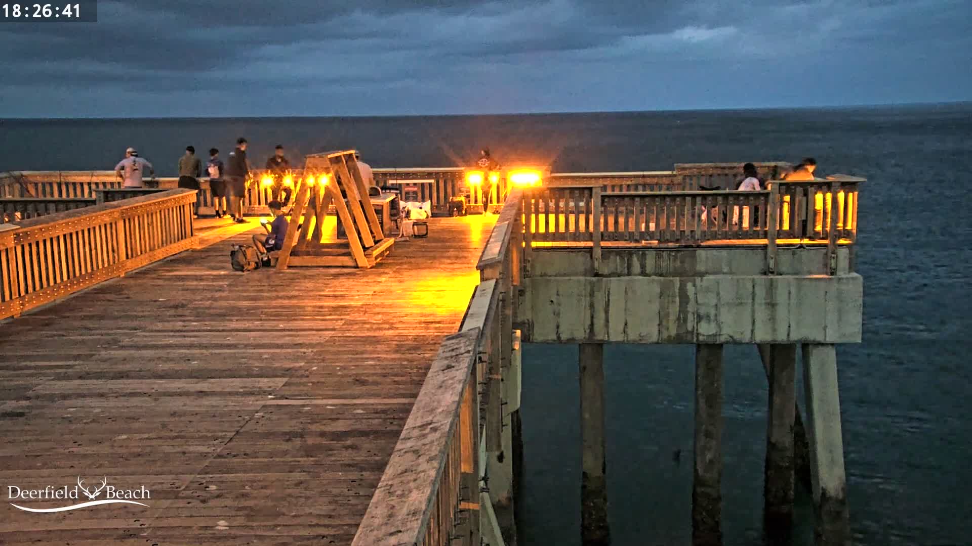 Deerfield Beach City Fishing Pier Live Cam - Deerfield Beach, Broward, Florida, USA