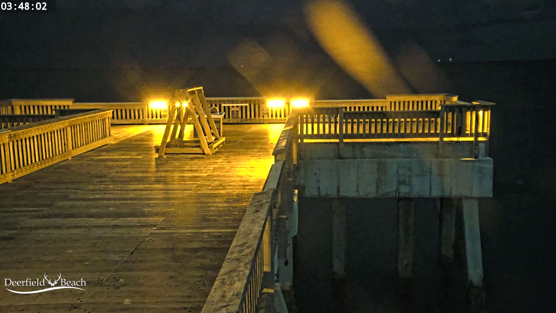 Deerfield Beach City Fishing Pier Live Cam - Deerfield Beach, Broward, Florida, USA