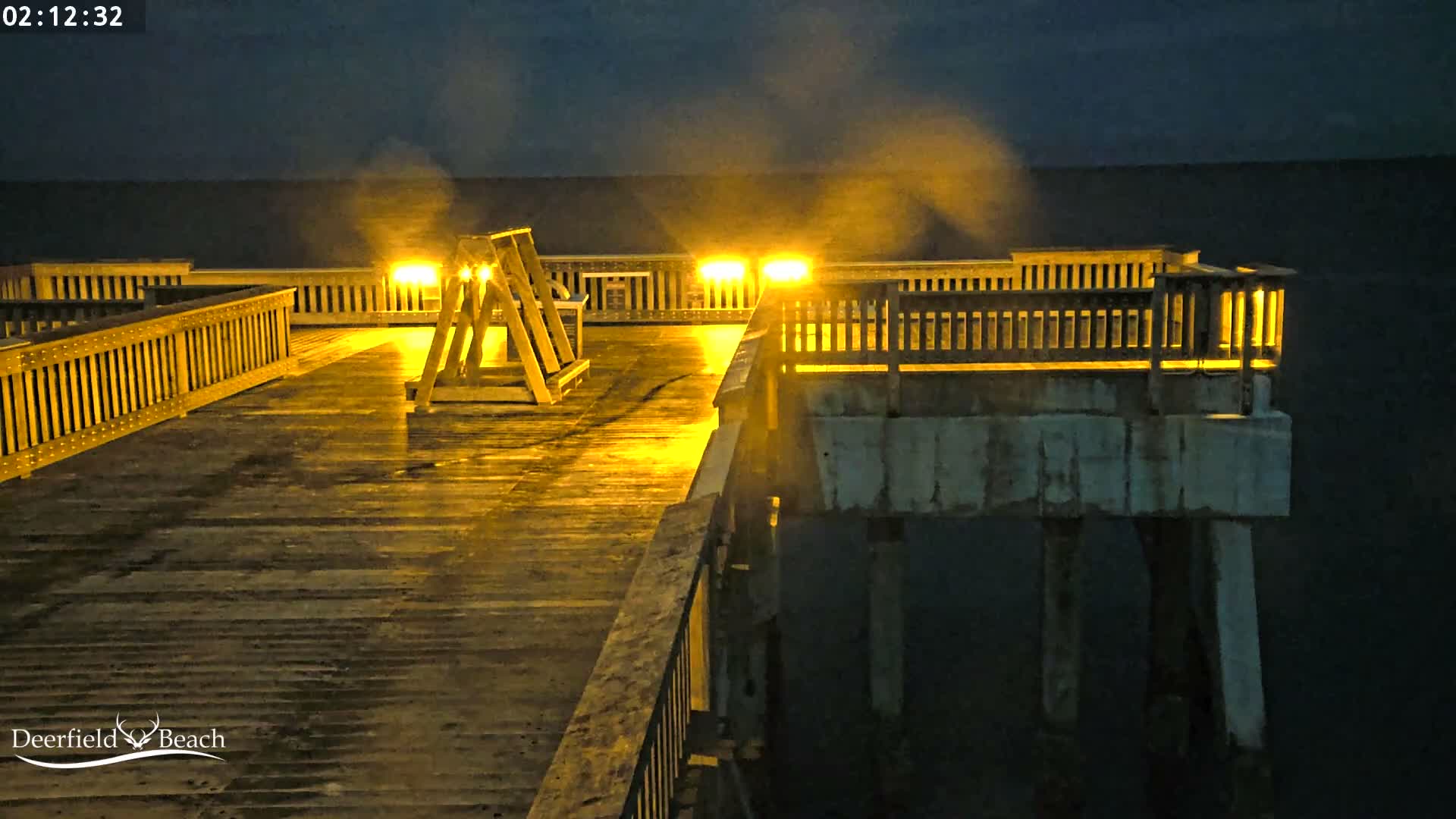 Deerfield Beach City Fishing Pier Live Cam - Deerfield Beach, Broward, Florida, USA