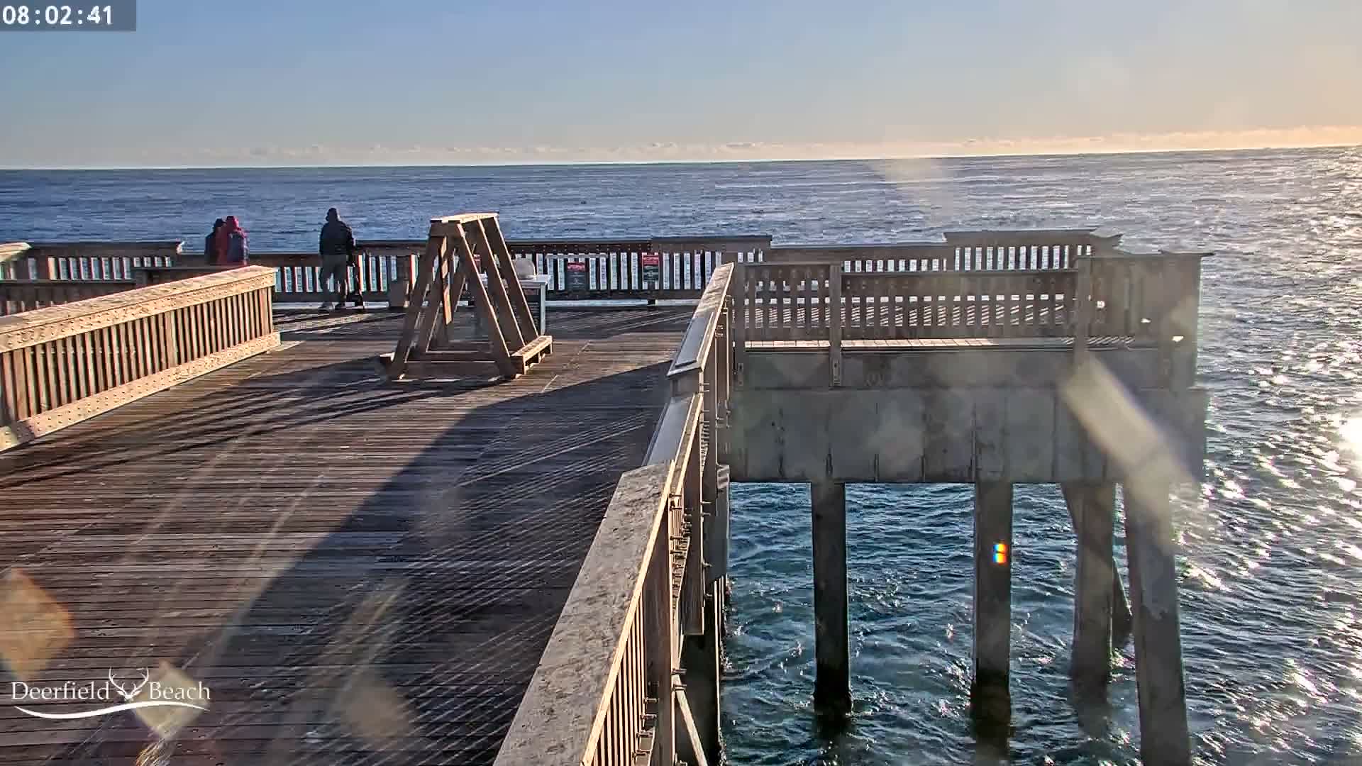 Deerfield Beach City Fishing Pier Live Cam - Deerfield Beach, Broward, Florida, USA