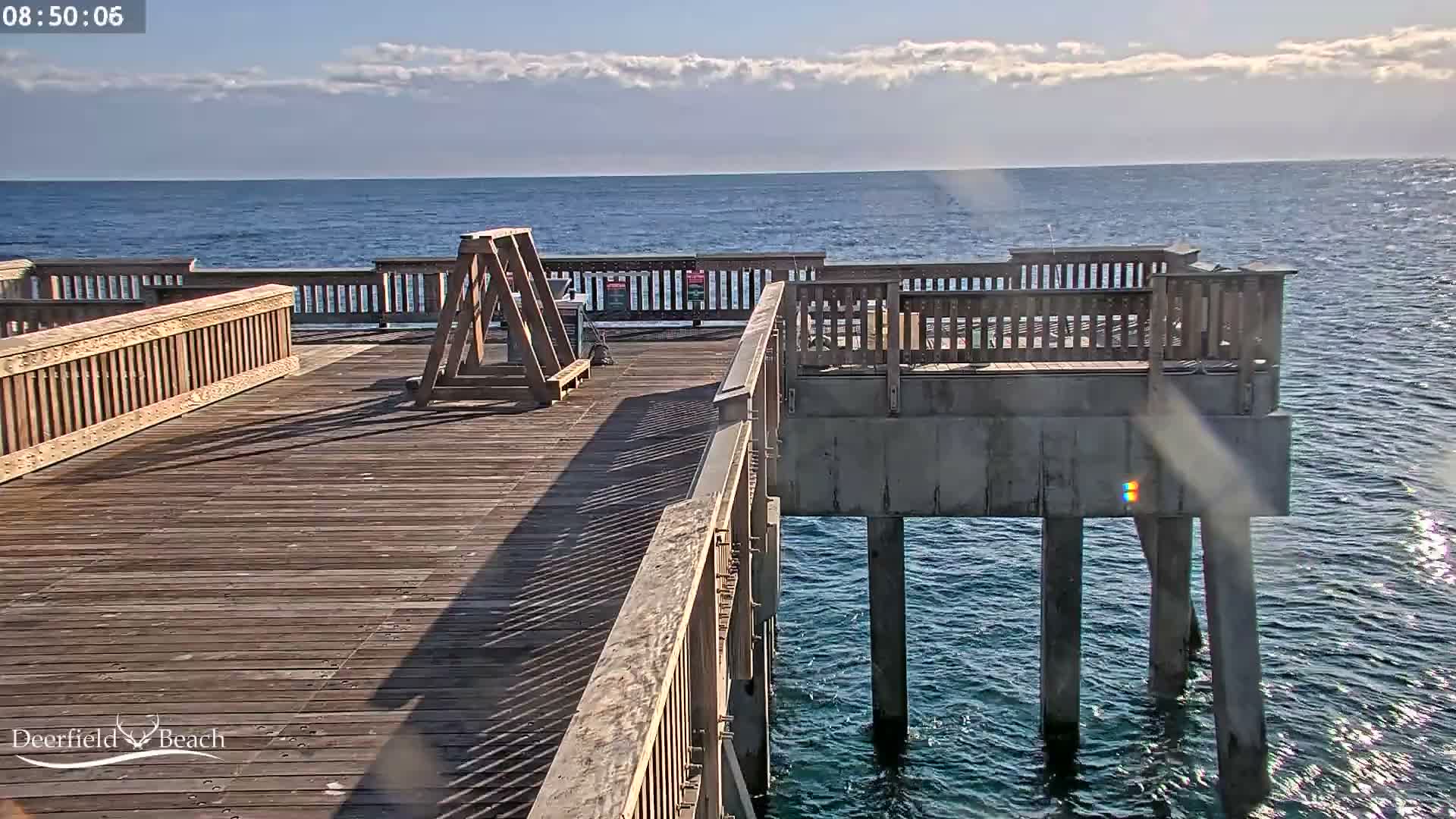 Deerfield Beach City Fishing Pier Live Cam - Deerfield Beach, Broward, Florida, USA