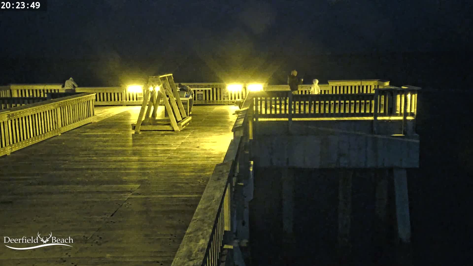 Deerfield Beach City Fishing Pier Live Cam - Deerfield Beach, Broward, Florida, USA