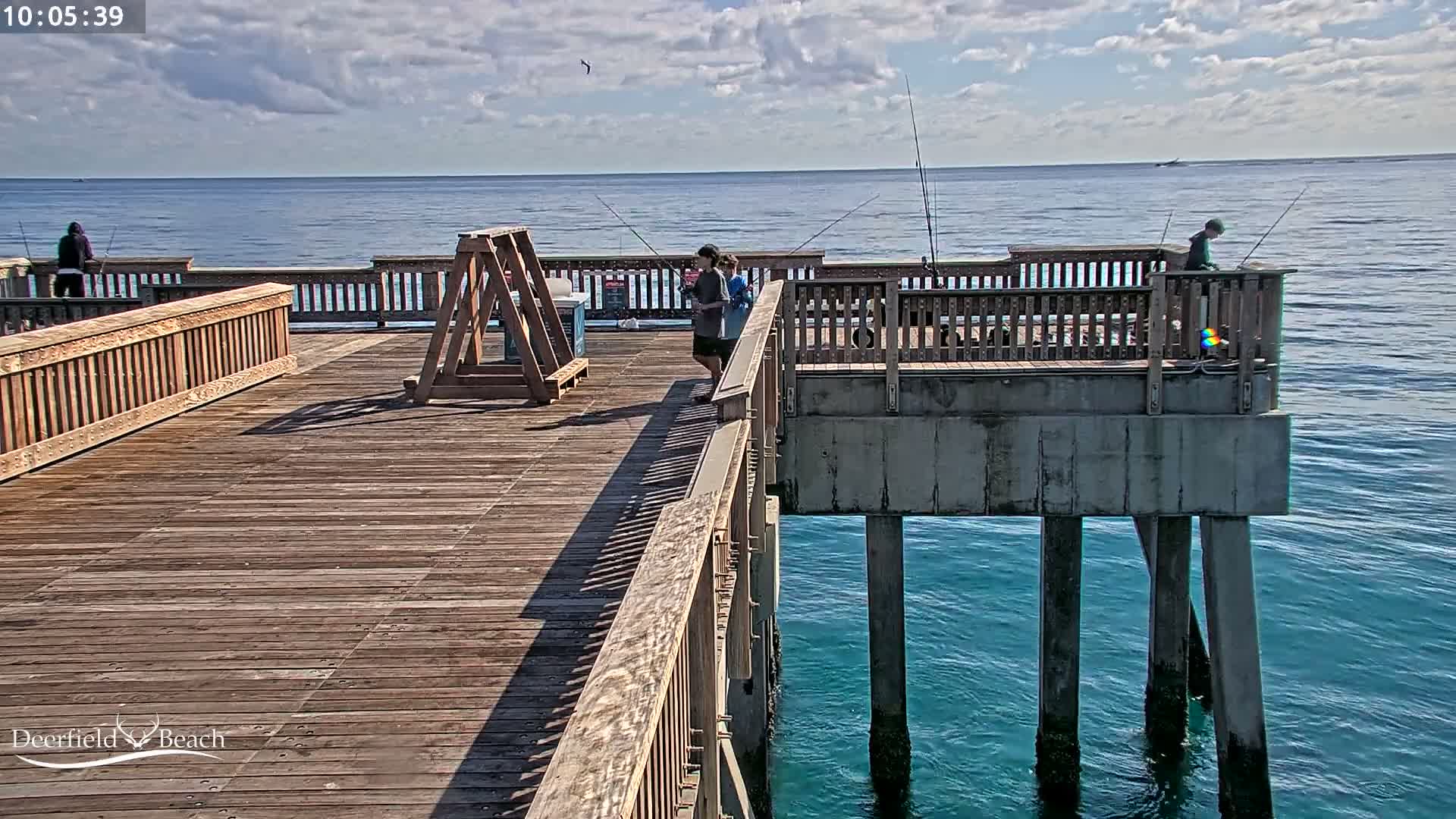 Deerfield Beach City Fishing Pier Live Cam - Deerfield Beach, Broward, Florida, USA