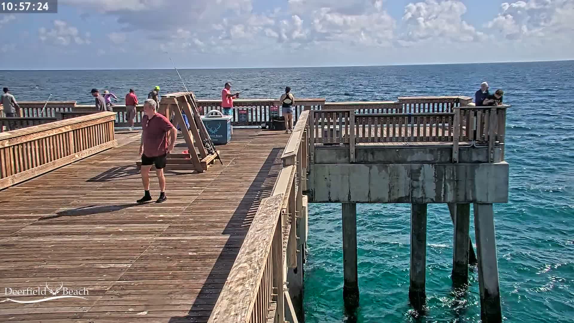 Deerfield Beach City Fishing Pier Live Cam - Deerfield Beach, Broward, Florida, USA