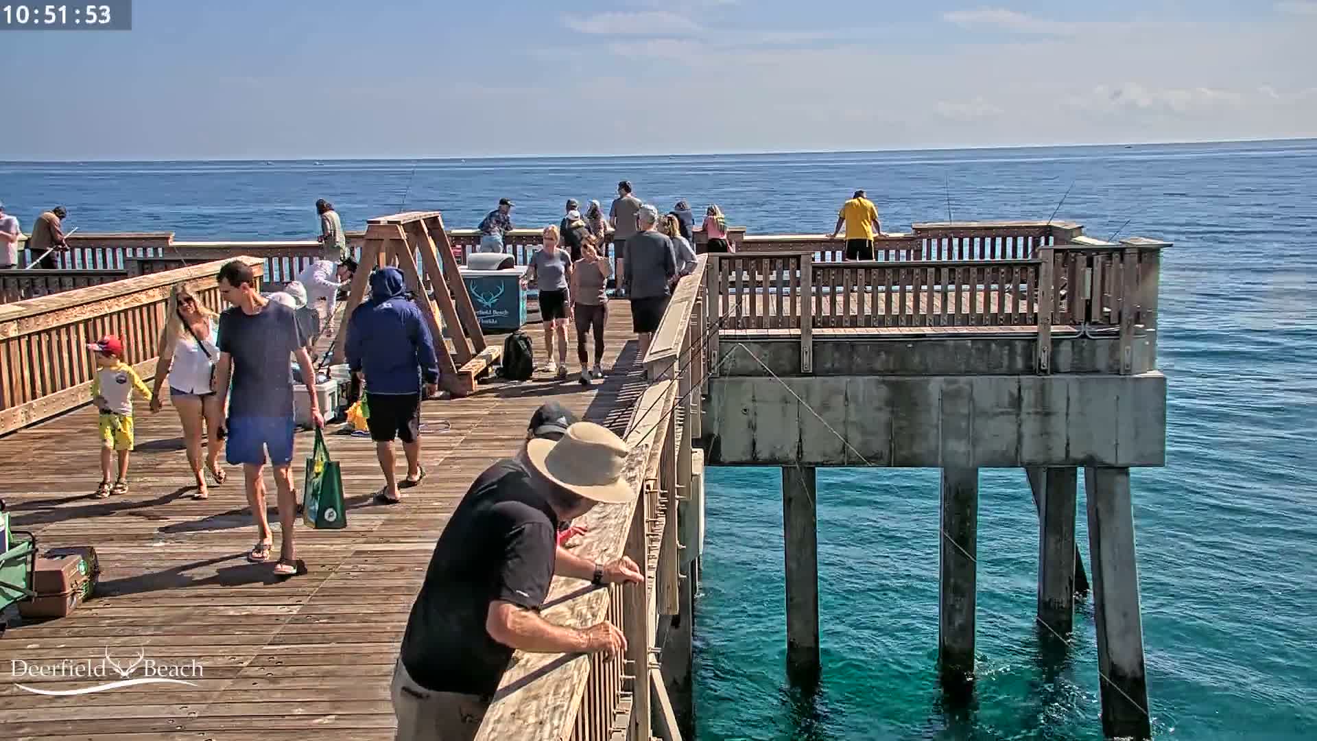 Deerfield Beach City Fishing Pier Live Cam - Deerfield Beach, Broward, Florida, USA