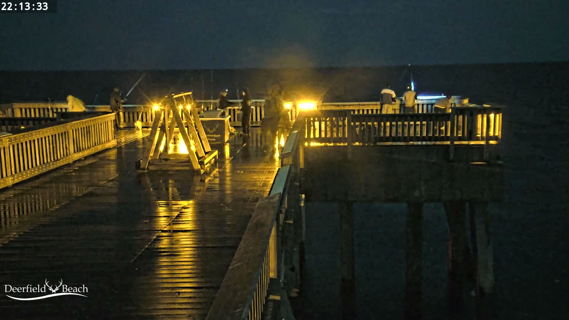 Deerfield Beach City Fishing Pier Live Cam - Deerfield Beach, Broward, Florida, USA