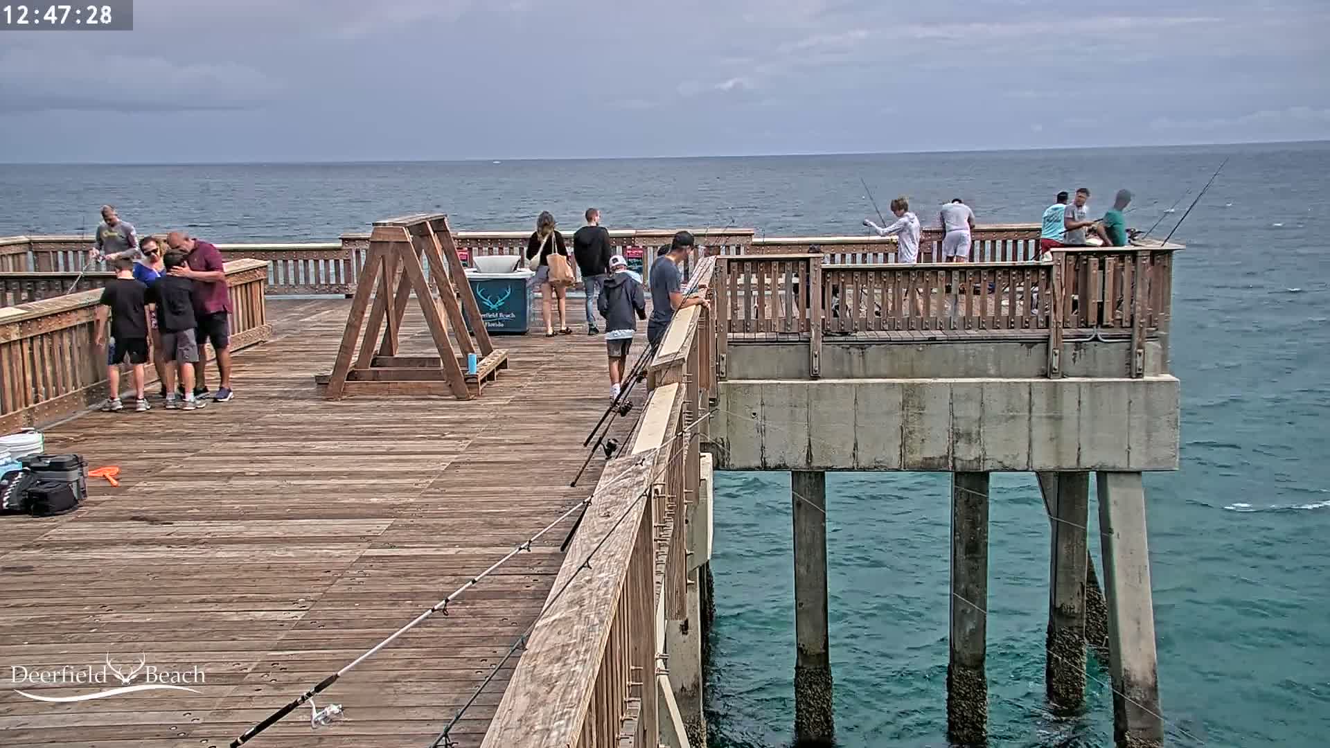Deerfield Beach City Fishing Pier Live Cam - Deerfield Beach, Broward, Florida, USA