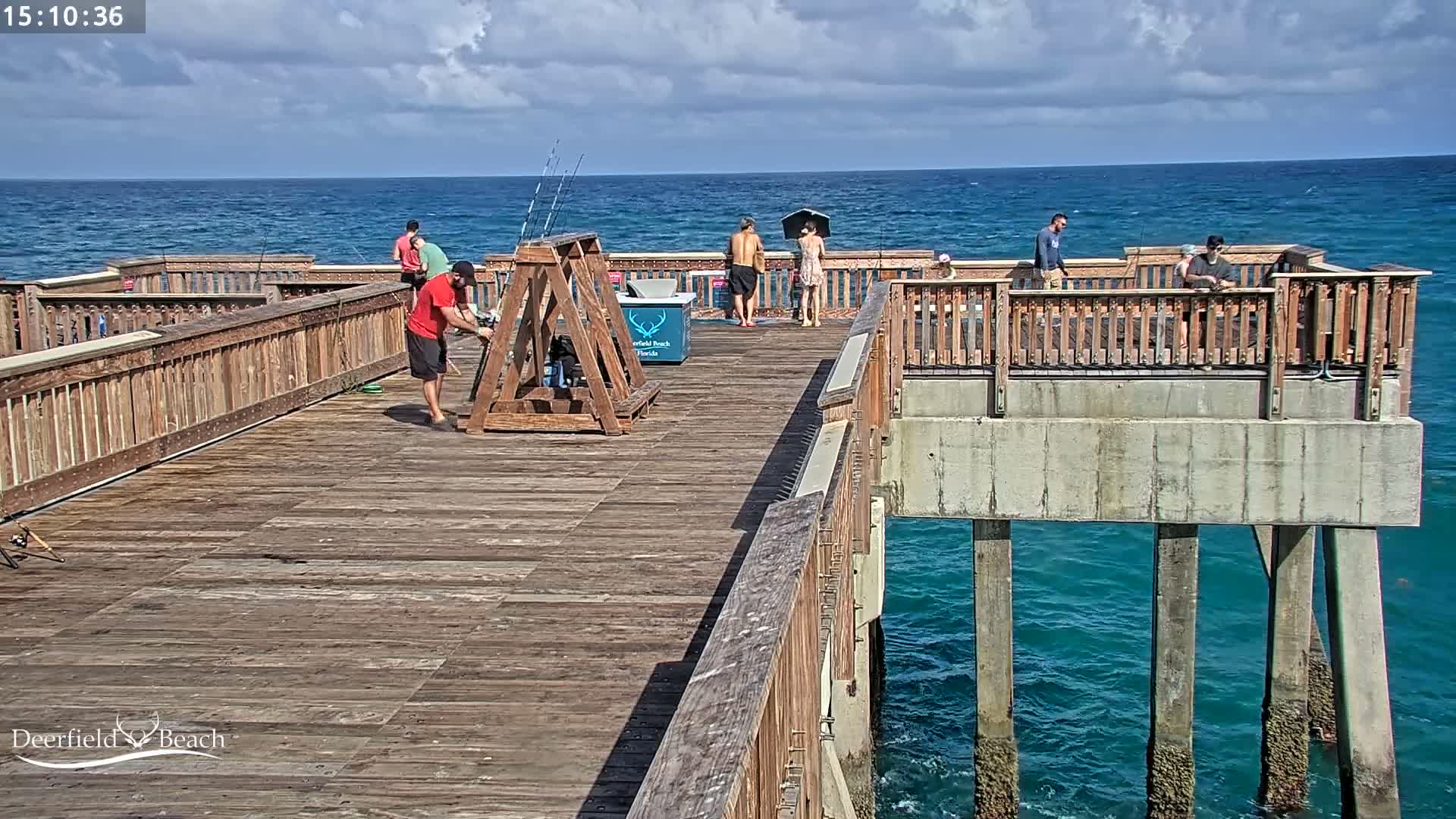 Deerfield Beach City Fishing Pier Live Cam - Deerfield Beach, Broward, Florida, USA