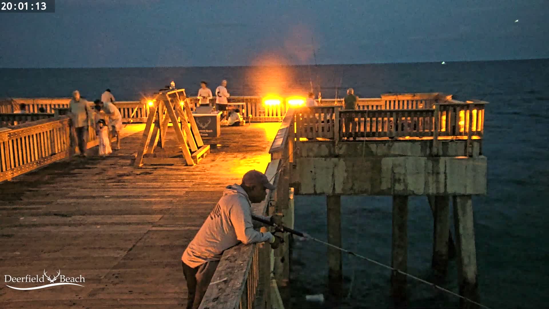 Deerfield Beach City Fishing Pier Live Cam - Deerfield Beach, Broward, Florida, USA