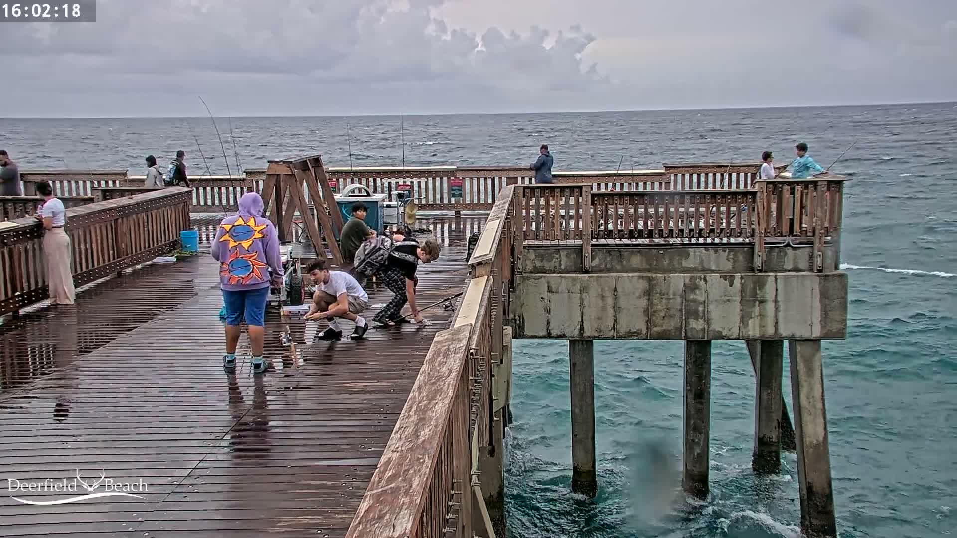 Deerfield Beach City Fishing Pier Live Cam - Deerfield Beach, Broward, Florida, USA