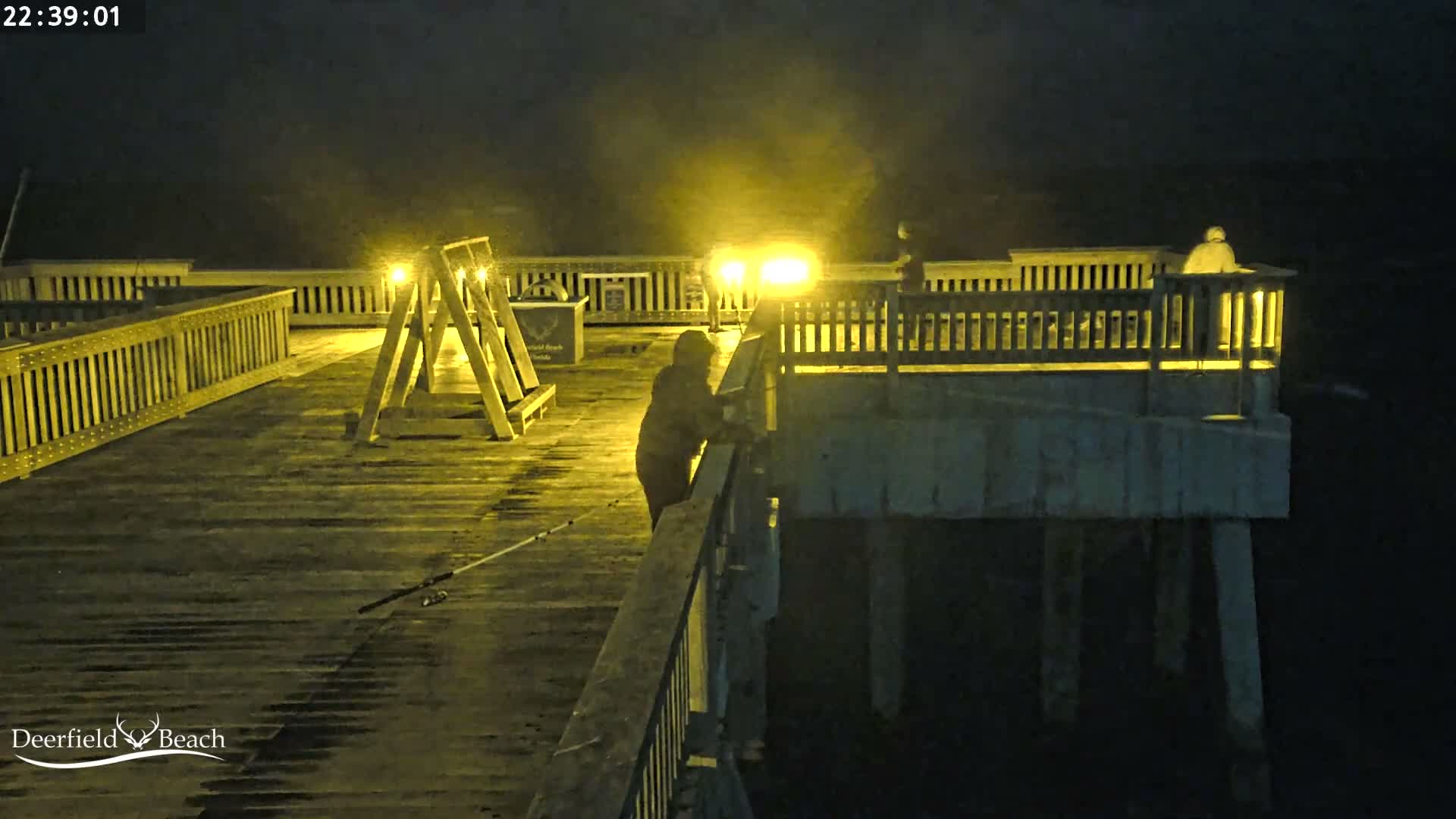 Deerfield Beach City Fishing Pier Live Cam - Deerfield Beach, Broward, Florida, USA
