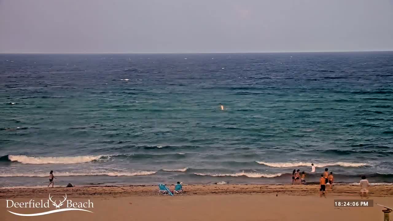 Deerfield Beach Coast Surf & Atlantic View Live Cam - Deerfield Beach, Broward, Florida, USA