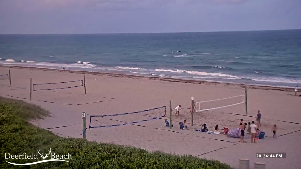 Deerfield Beach Coast Surf & Atlantic View Live Cam - Deerfield Beach, Broward, Florida, USA