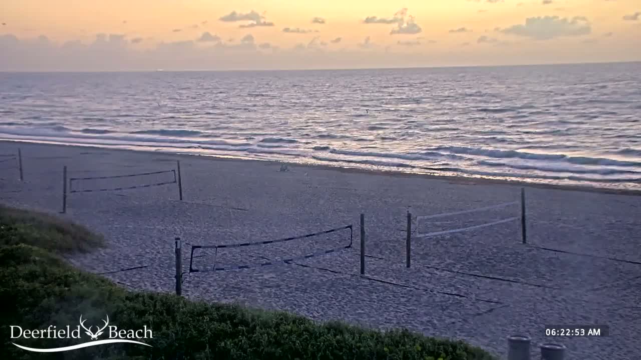 Deerfield Beach Coast Surf & Atlantic View Live Cam - Deerfield Beach, Broward, Florida, USA