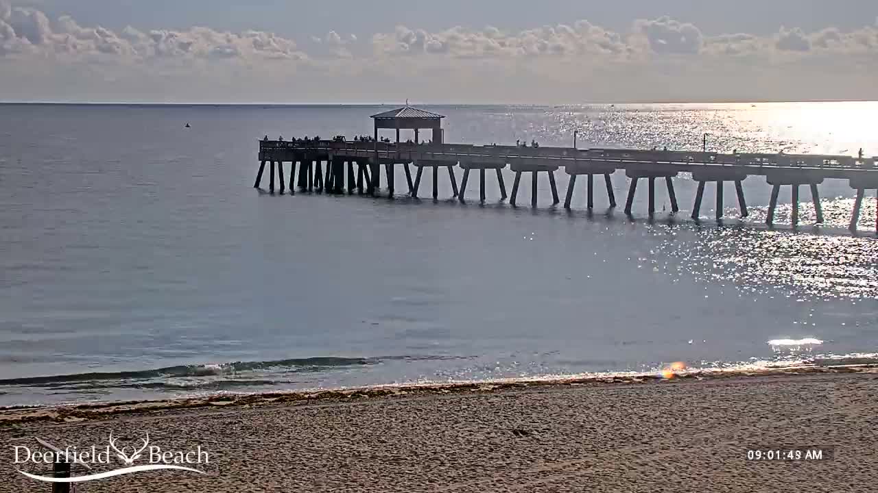 Deerfield Beach Coast Surf & Atlantic View Live Cam - Deerfield Beach, Broward, Florida, USA