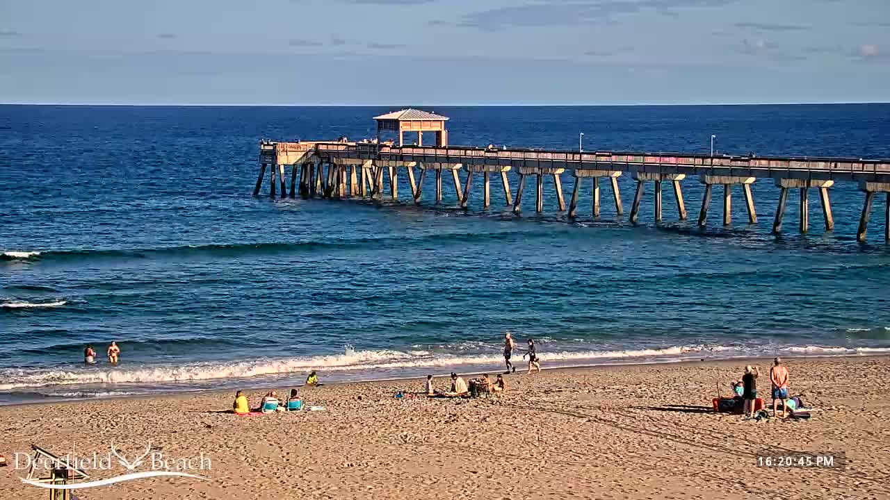 Deerfield Beach Coast Surf & Atlantic View Live Cam - Deerfield Beach, Broward, Florida, USA