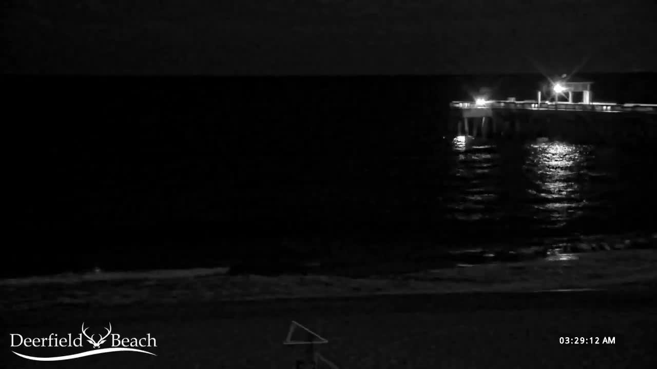 Deerfield Beach Coast Surf & Atlantic View Live Cam - Deerfield Beach, Broward, Florida, USA