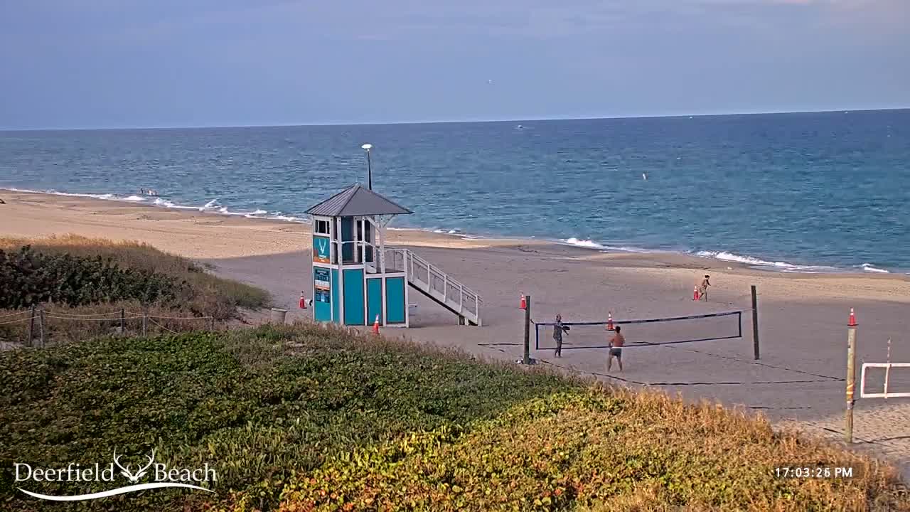 Deerfield Beach Coast Surf & Atlantic View Live Cam - Deerfield Beach, Broward, Florida, USA