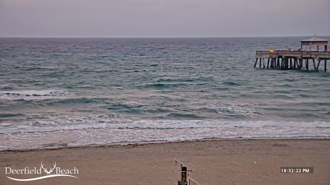 Deerfield Beach Coast Surf & Atlantic View Live Cam - Deerfield Beach, Broward, Florida, USA