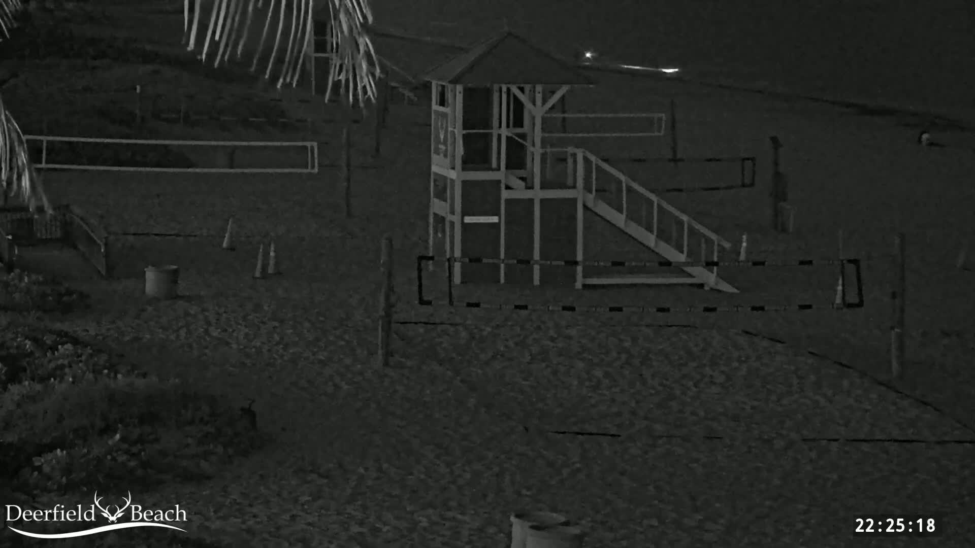 Deerfield Beach City Coast Volleyball Courts Live Cam - Deerfield Beach, Broward, Florida, USA