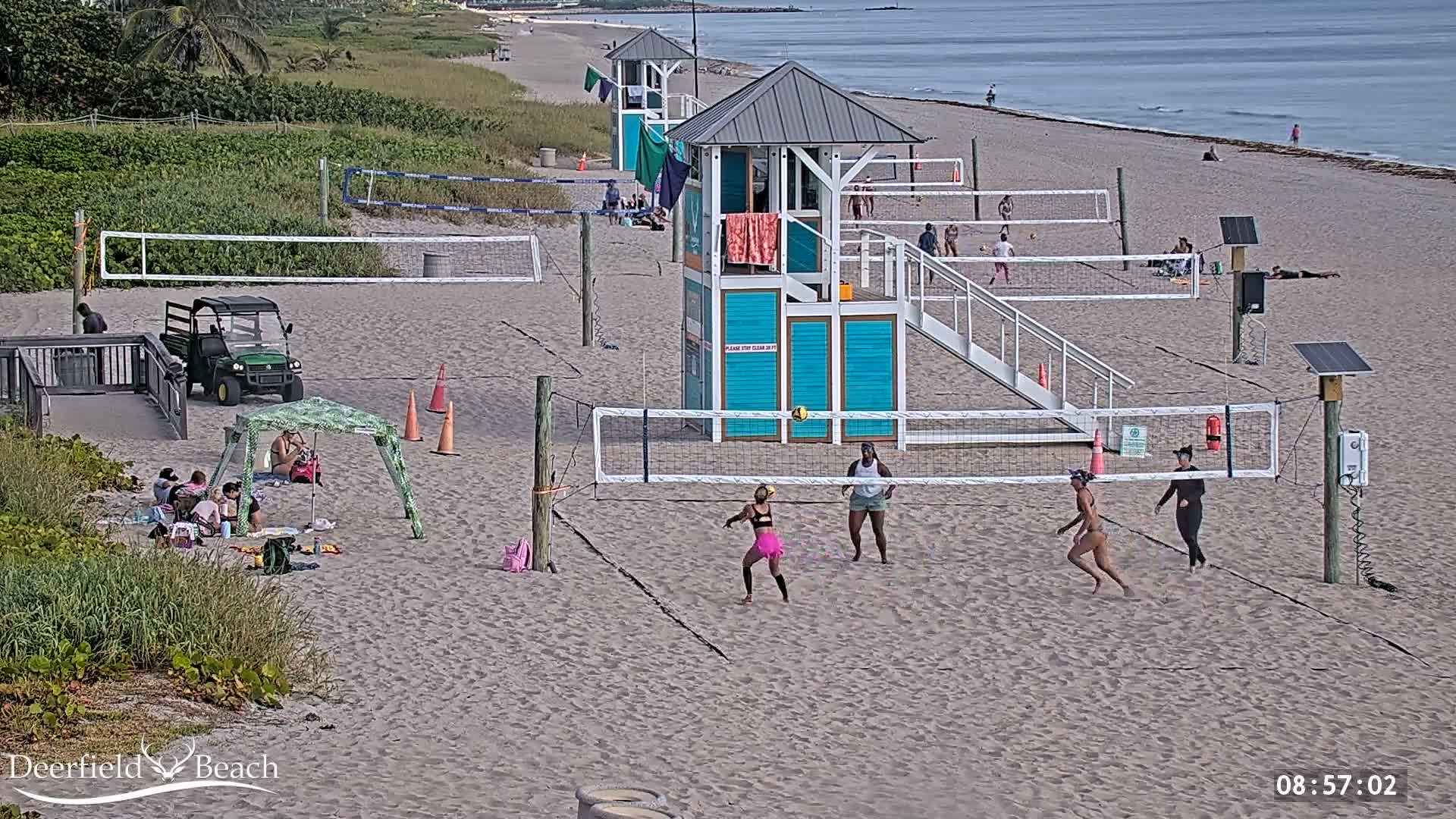 Deerfield Beach City Coast Volleyball Courts Live Cam - Deerfield Beach, Broward, Florida, USA
