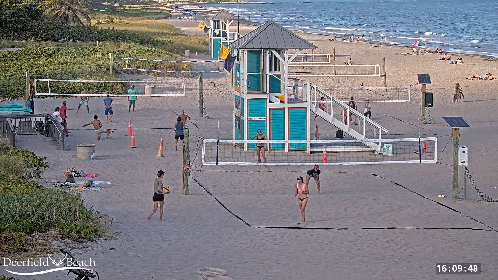 Deerfield Beach City Coast Volleyball Courts Live Cam - Deerfield Beach, Broward, Florida, USA