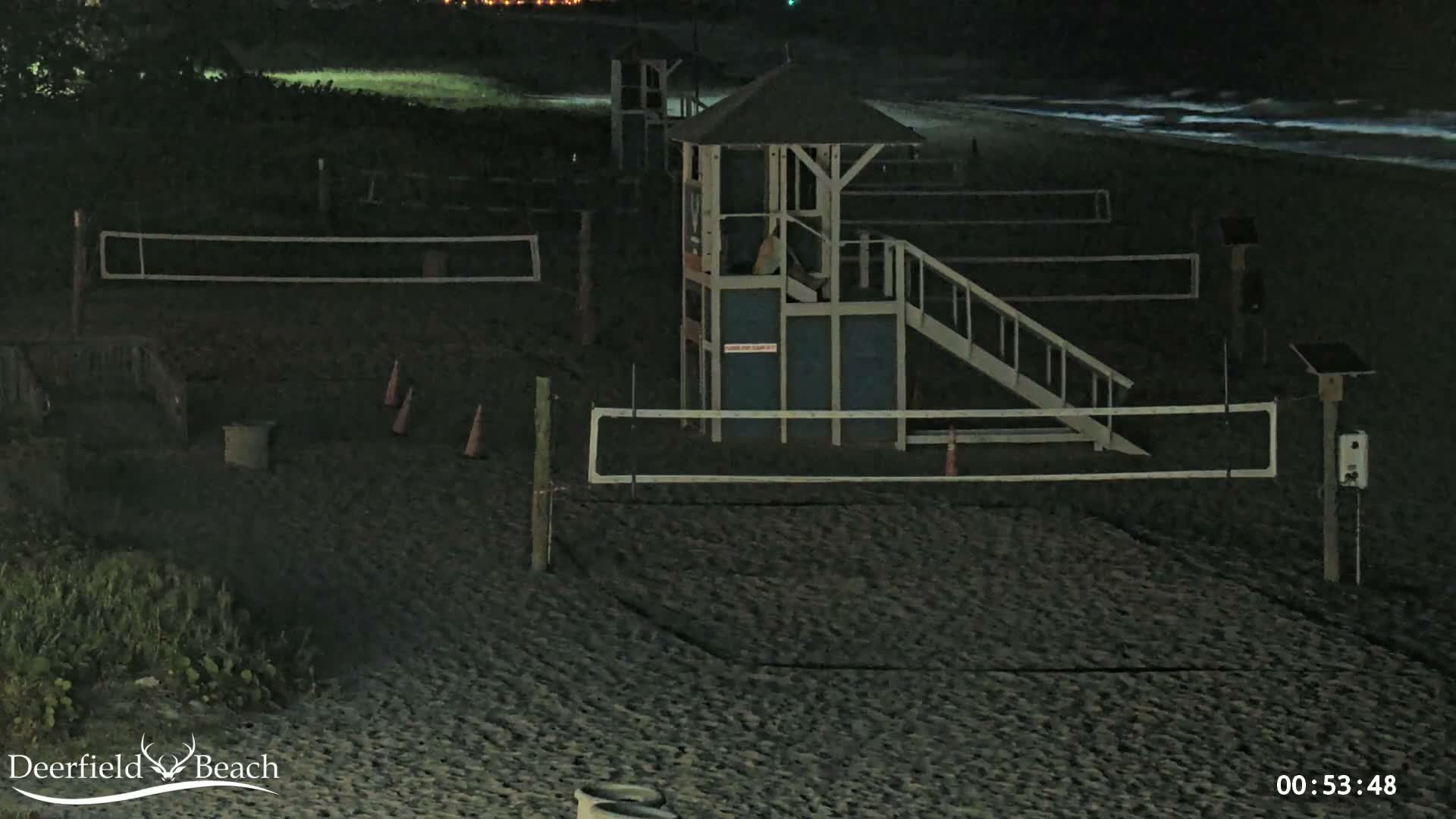 Deerfield Beach City Coast Volleyball Courts Live Cam - Deerfield Beach, Broward, Florida, USA