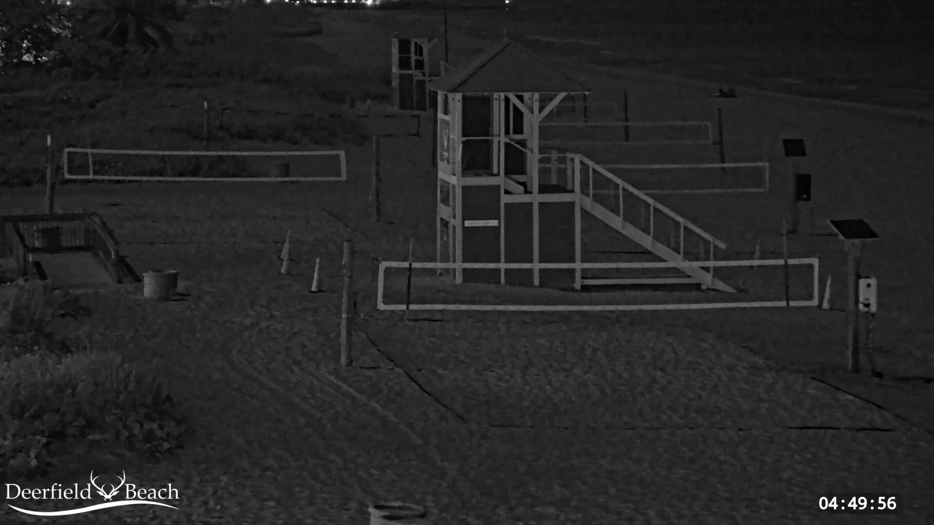 Deerfield Beach City Coast Volleyball Courts Live Cam - Deerfield Beach, Broward, Florida, USA