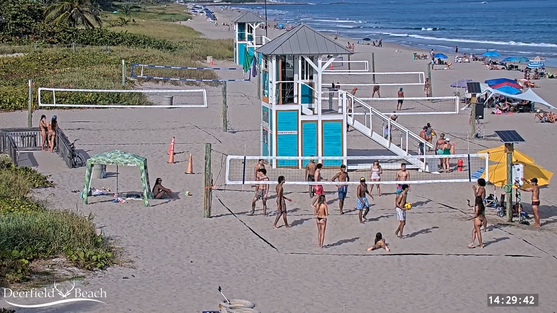 Deerfield Beach City Coast Volleyball Courts Live Cam - Deerfield Beach, Broward, Florida, USA