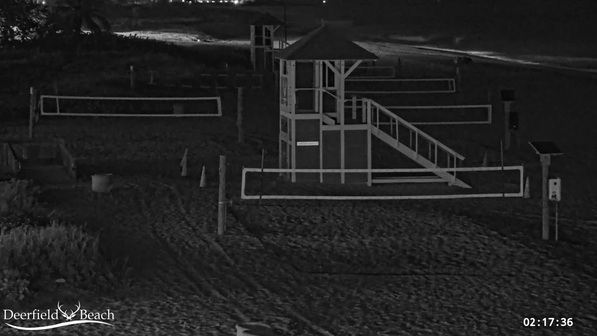 Deerfield Beach City Coast Volleyball Courts Live Cam - Deerfield Beach, Broward, Florida, USA