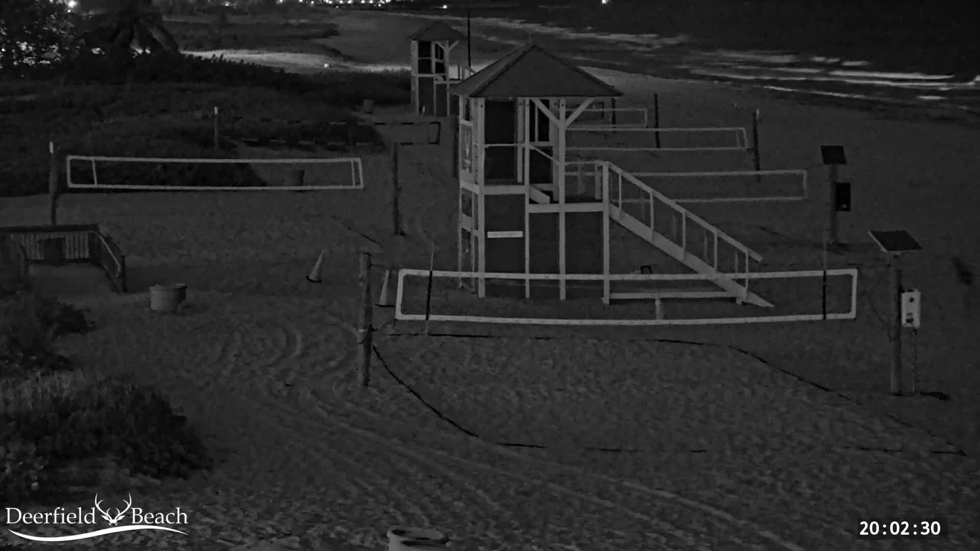 Deerfield Beach City Coast Volleyball Courts Live Cam - Deerfield Beach, Broward, Florida, USA