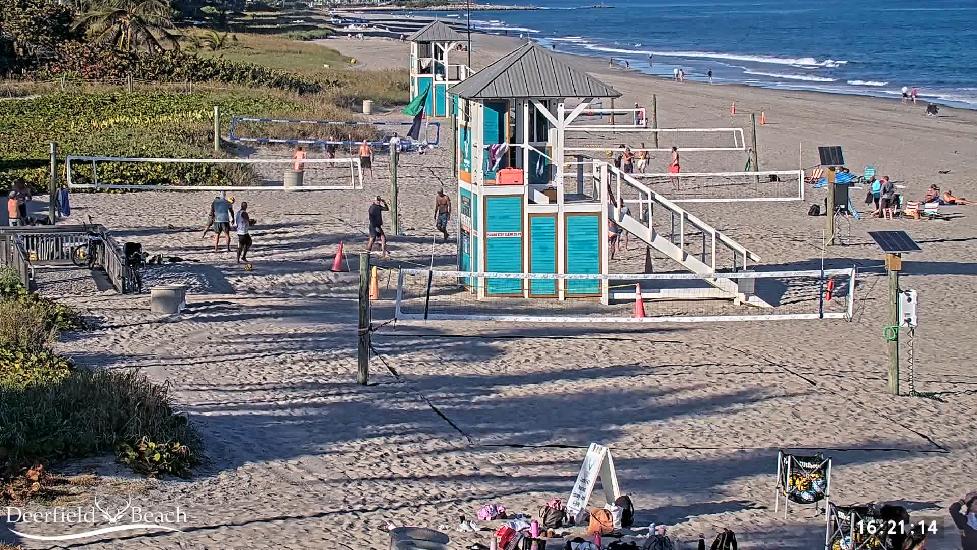 Deerfield Beach City Coast Volleyball Courts Live Cam - Deerfield Beach, Broward, Florida, USA