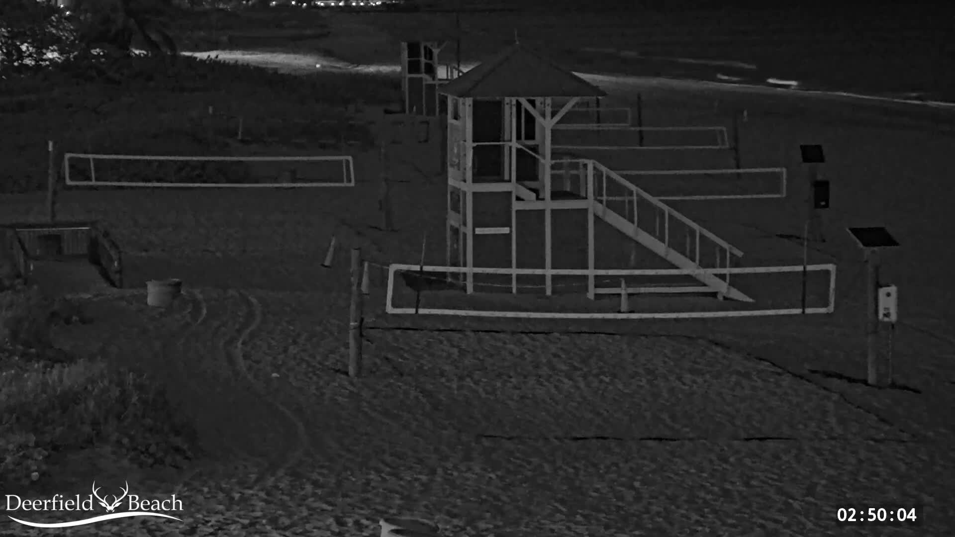 Deerfield Beach City Coast Volleyball Courts Live Cam - Deerfield Beach, Broward, Florida, USA