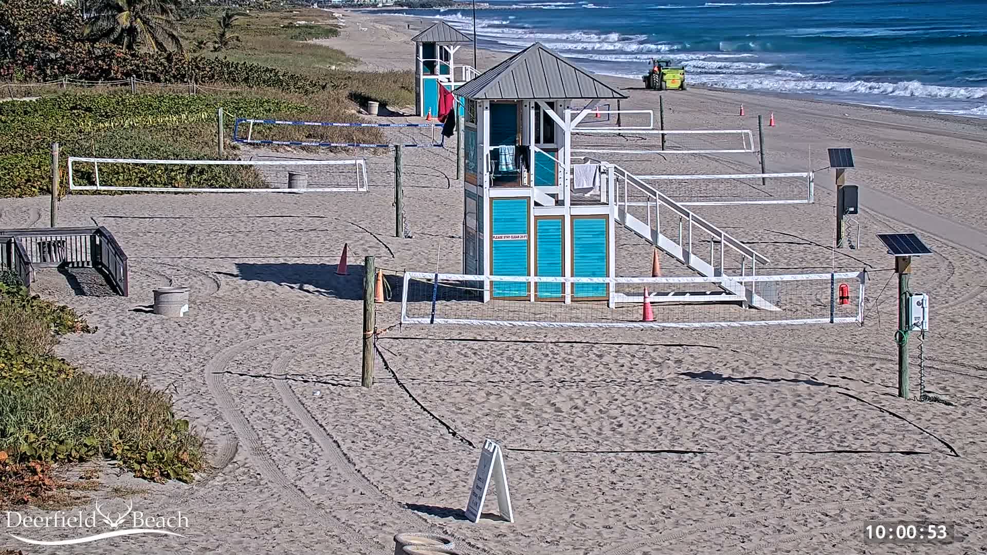 Deerfield Beach City Coast Volleyball Courts Live Cam - Deerfield Beach, Broward, Florida, USA