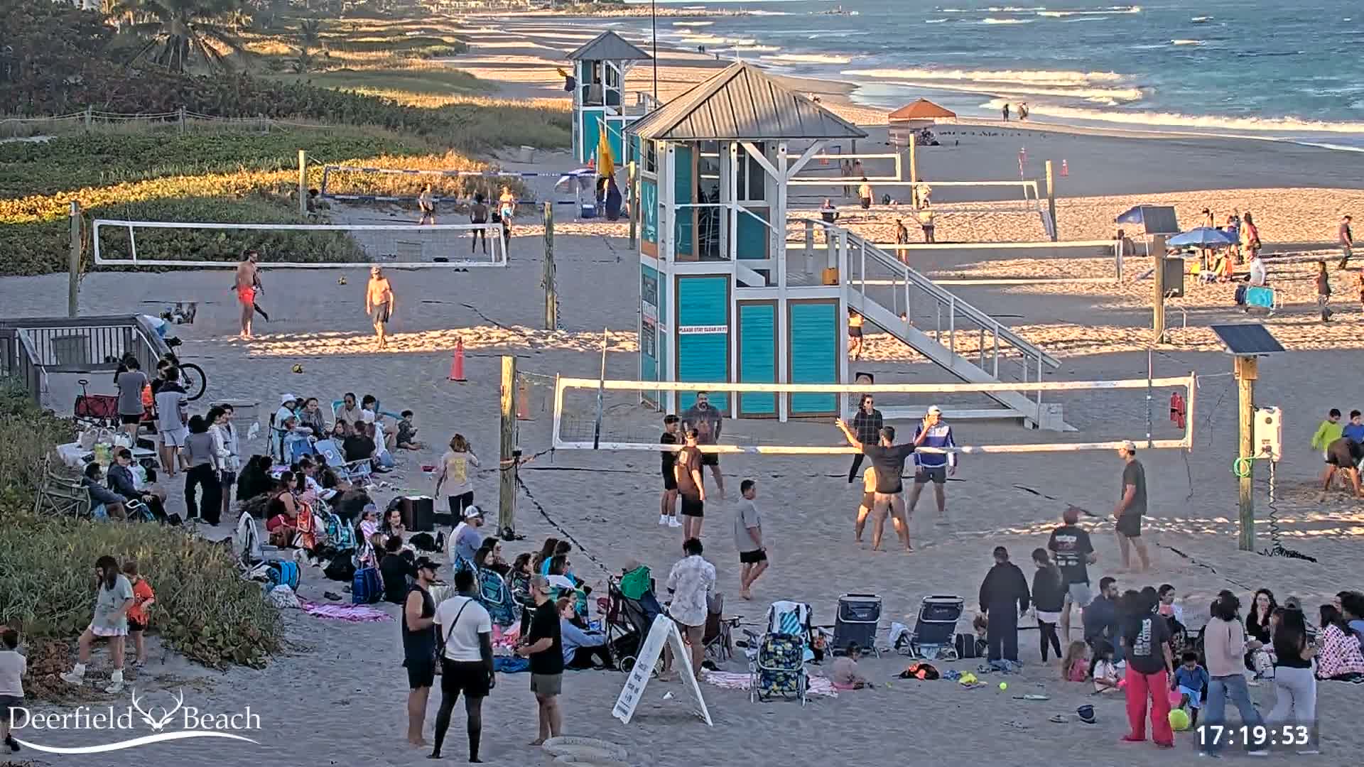Deerfield Beach City Coast Volleyball Courts Live Cam - Deerfield Beach, Broward, Florida, USA