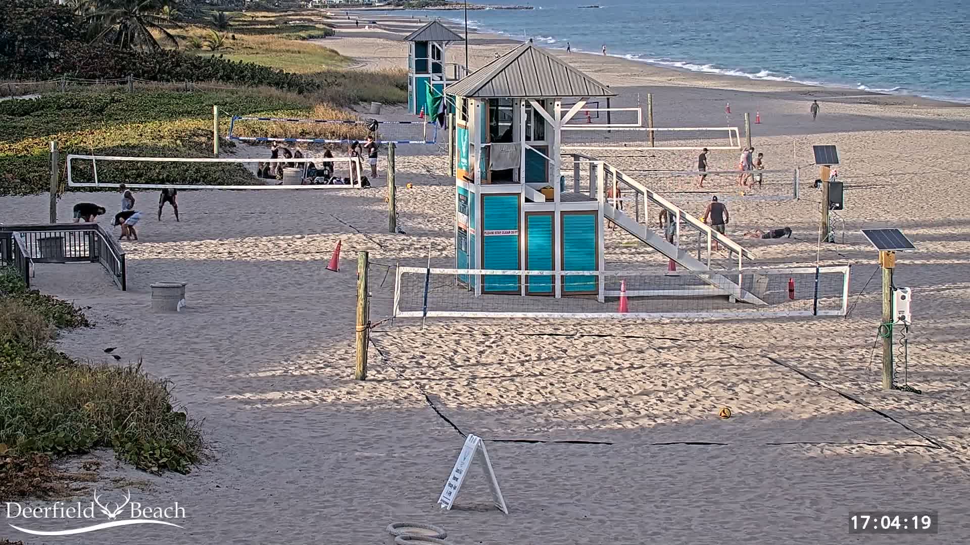 Deerfield Beach City Coast Volleyball Courts Live Cam - Deerfield Beach, Broward, Florida, USA