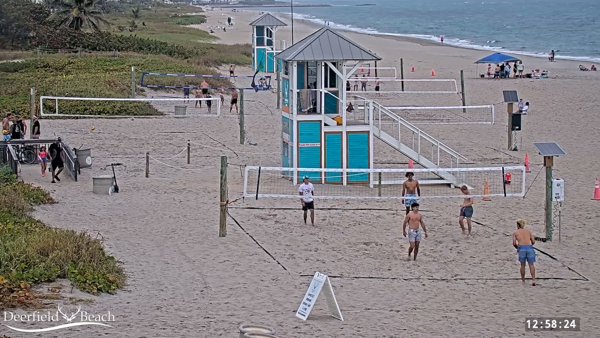 Deerfield Beach City Coast Volleyball Courts Live Cam - Deerfield Beach, Broward, Florida, USA