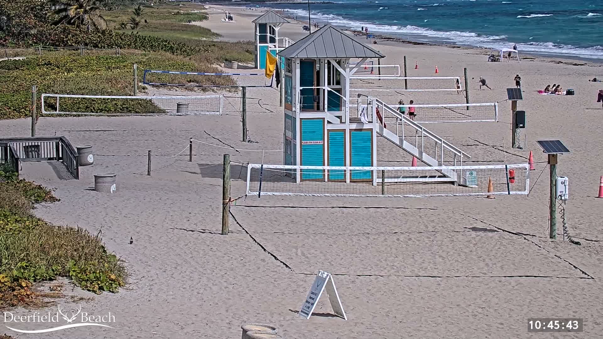 Deerfield Beach City Coast Volleyball Courts Live Cam - Deerfield Beach, Broward, Florida, USA