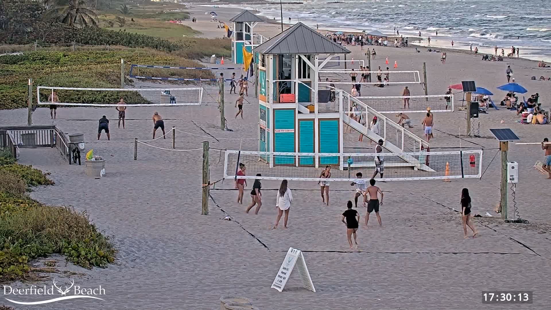 Deerfield Beach City Coast Volleyball Courts Live Cam - Deerfield Beach, Broward, Florida, USA