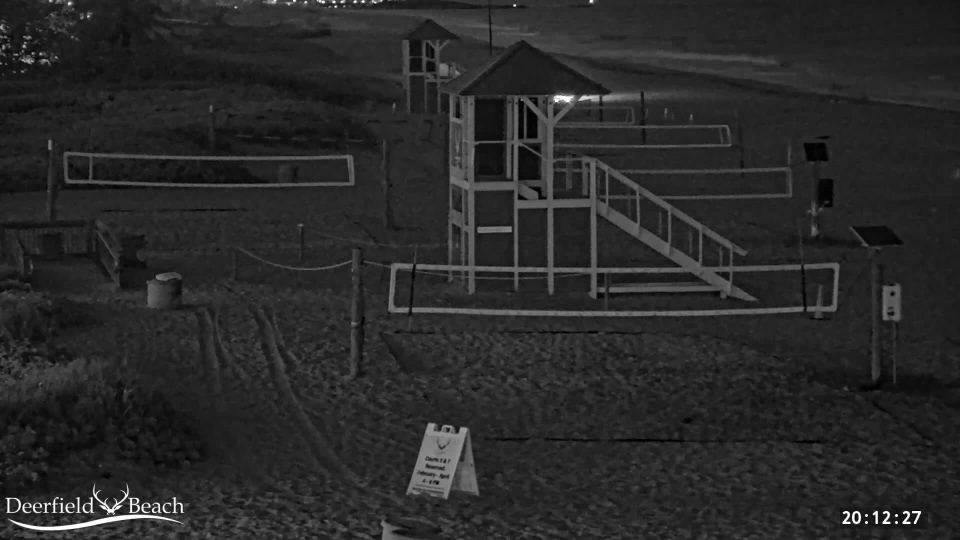 Deerfield Beach City Coast Volleyball Courts Live Cam - Deerfield Beach, Broward, Florida, USA