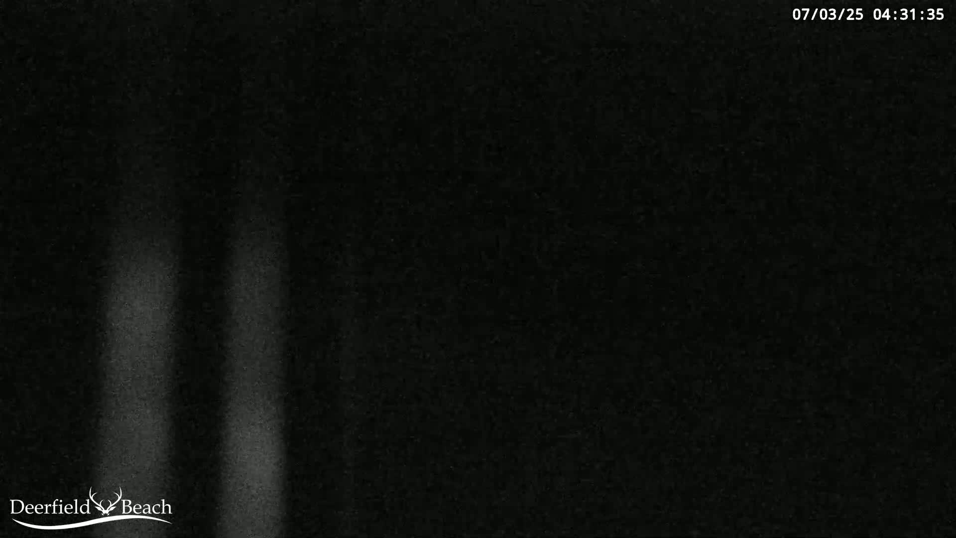 Deerfield Beach Atlantic Underwater Fish World Live Cam - Deerfield Beach, Broward, Florida, USA