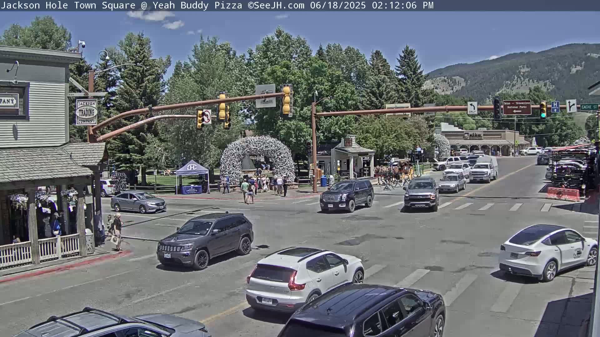 Jackson Hole, Jackson Town Square Live Cam - Jackson, Teton, Wyoming, USA