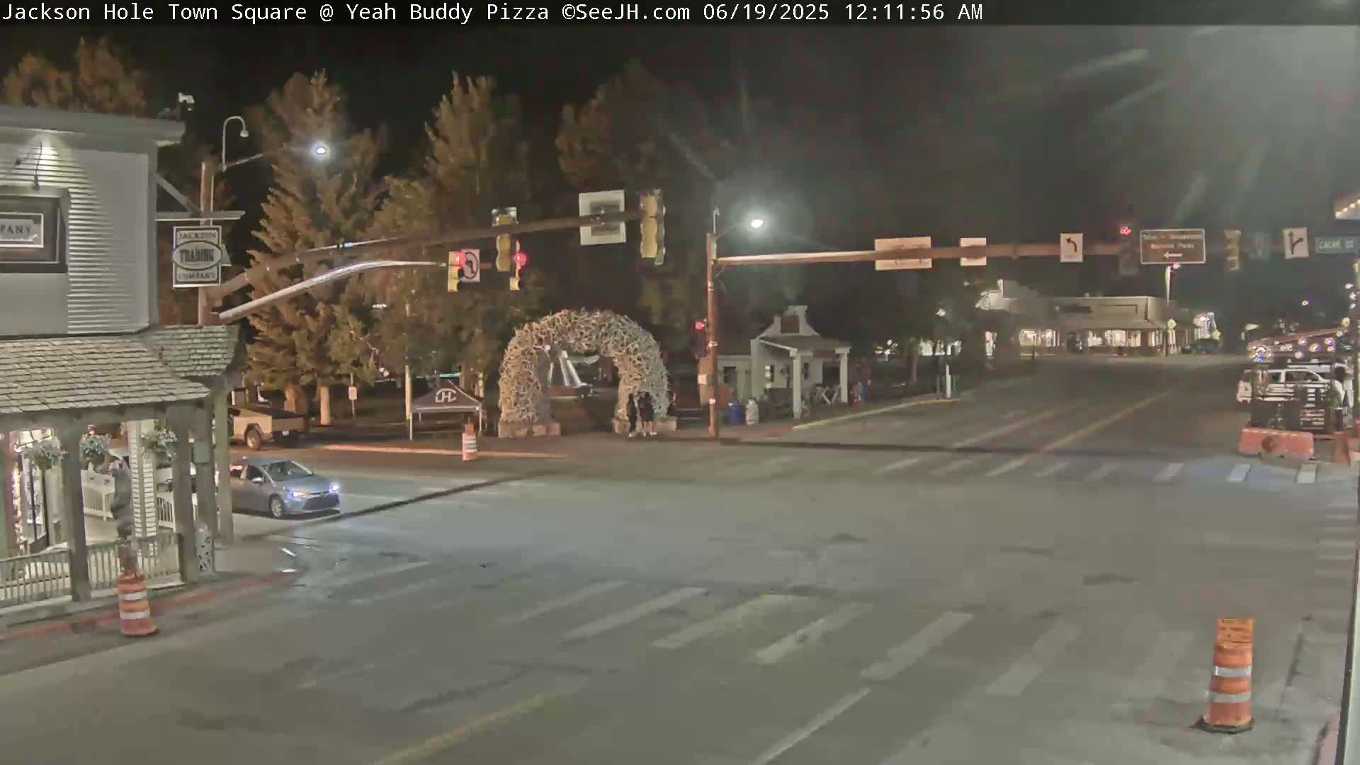 Jackson Hole, Jackson Town Square Live Cam - Jackson, Teton, Wyoming, USA