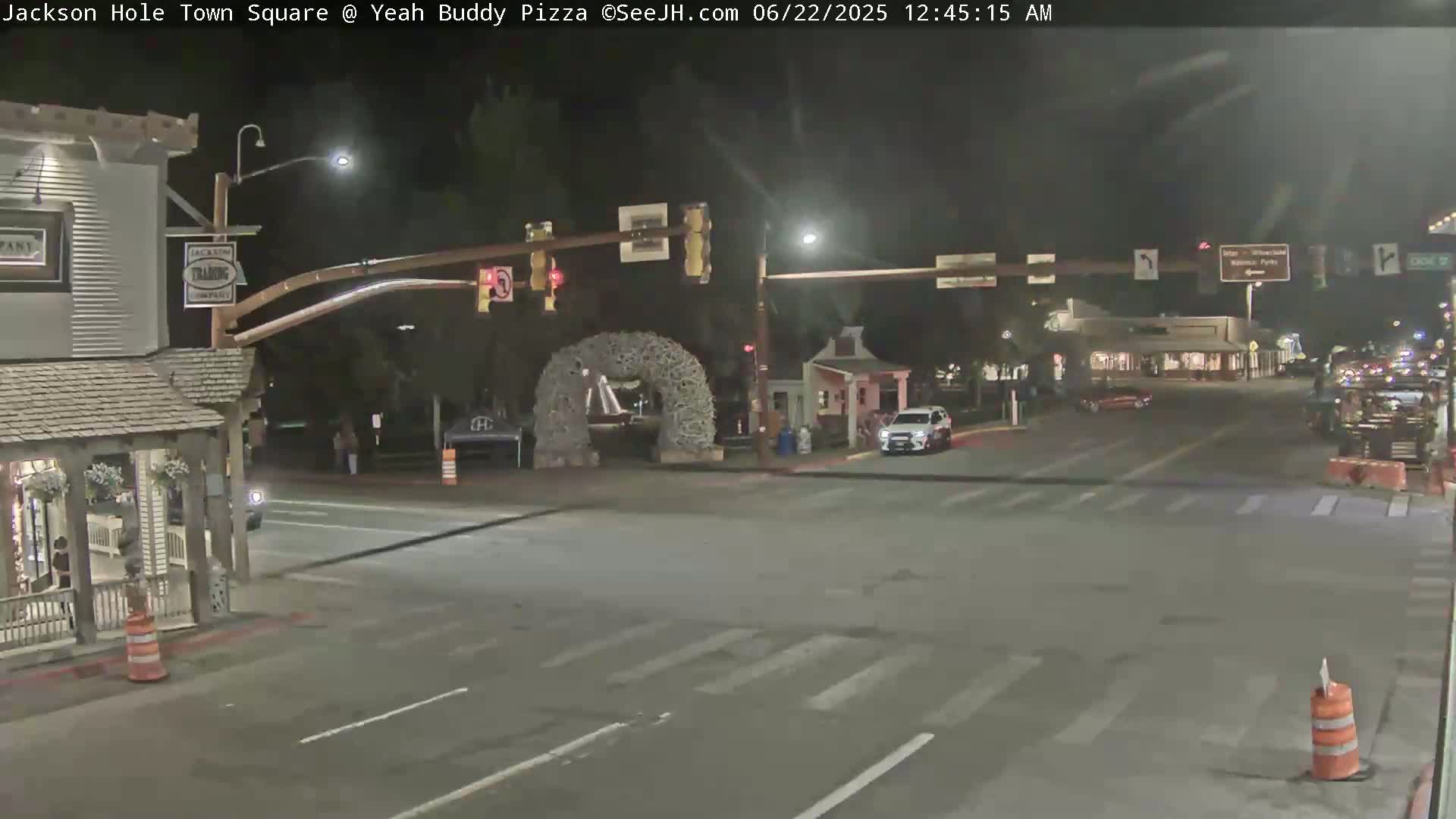 Jackson Hole, Jackson Town Square Live Cam - Jackson, Teton, Wyoming, USA