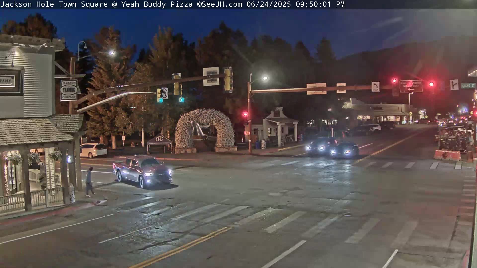 Jackson Hole, Jackson Town Square Live Cam - Jackson, Teton, Wyoming, USA
