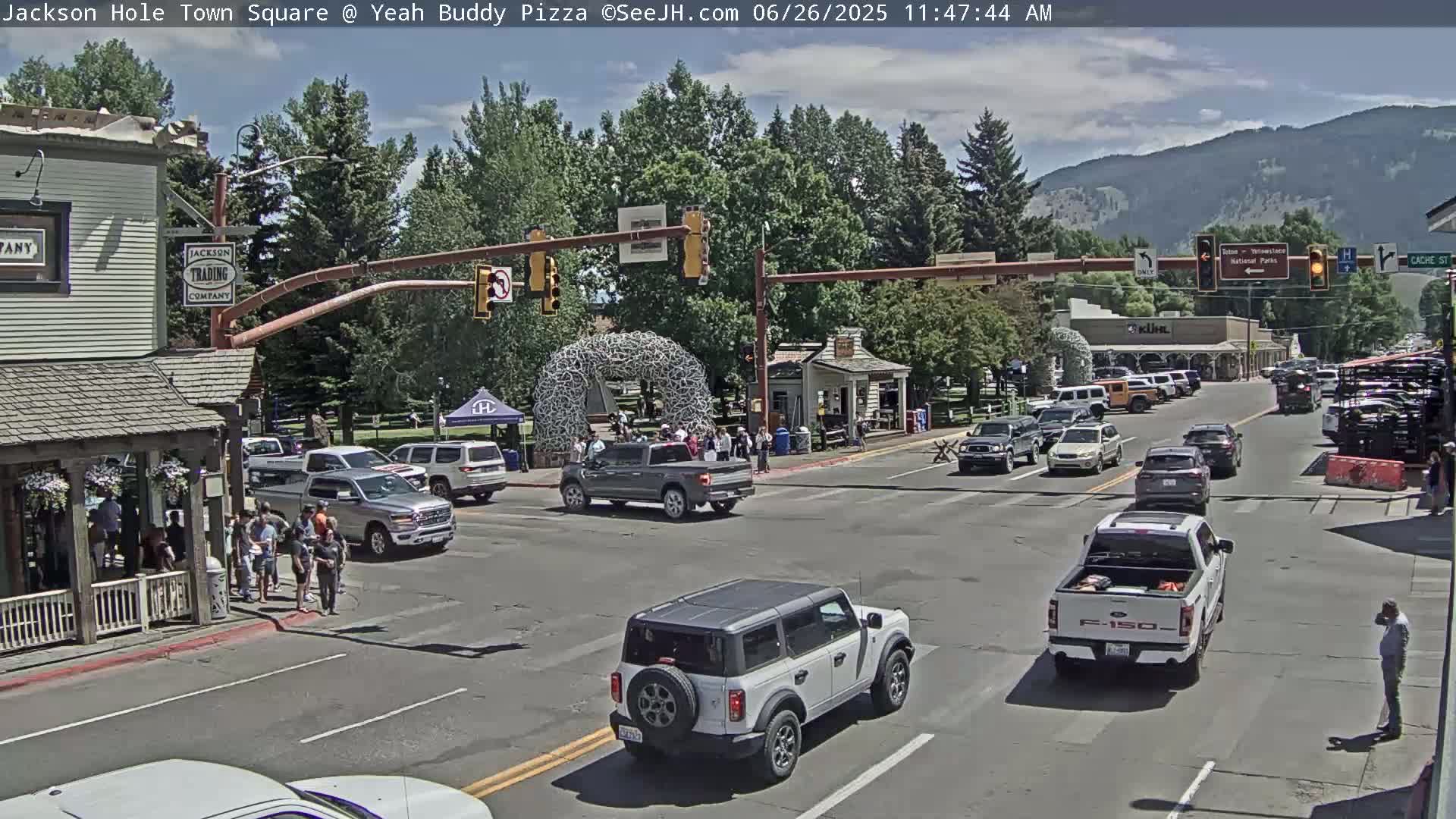 Jackson Hole, Jackson Town Square Live Cam - Jackson, Teton, Wyoming, USA