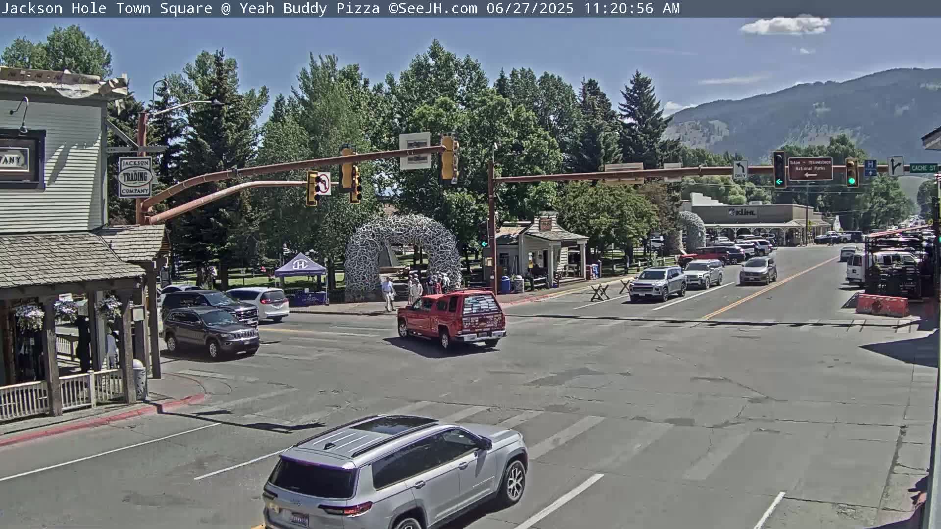 Jackson Hole, Jackson Town Square Live Cam - Jackson, Teton, Wyoming, USA