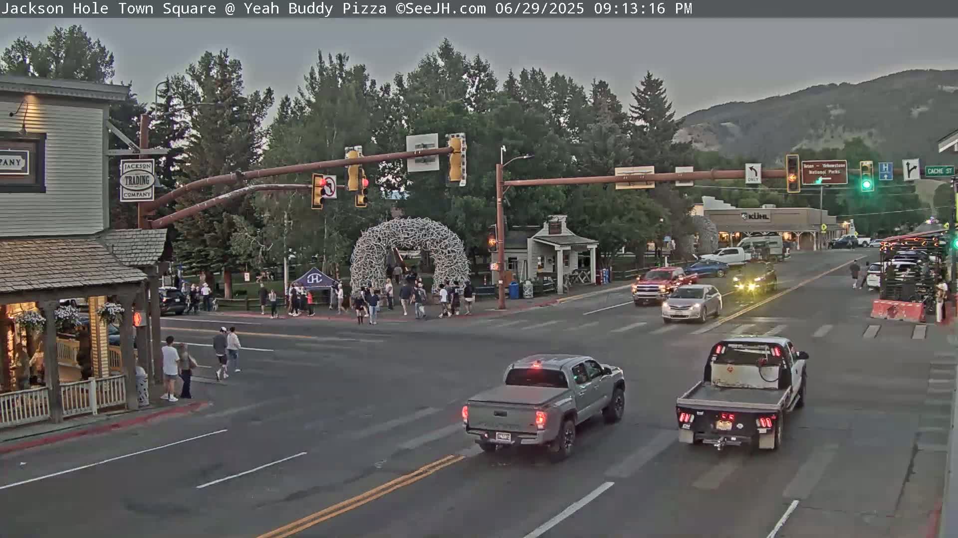 Jackson Hole, Jackson Town Square Live Cam - Jackson, Teton, Wyoming, USA