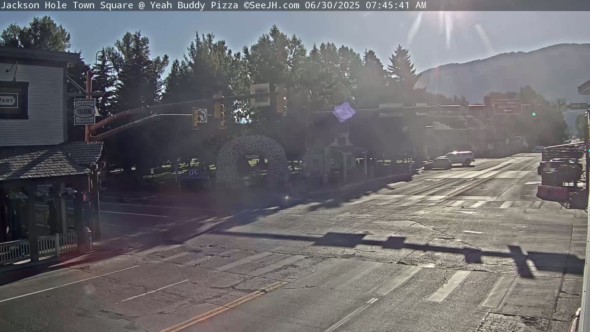Jackson Hole, Jackson Town Square Live Cam - Jackson, Teton, Wyoming, USA