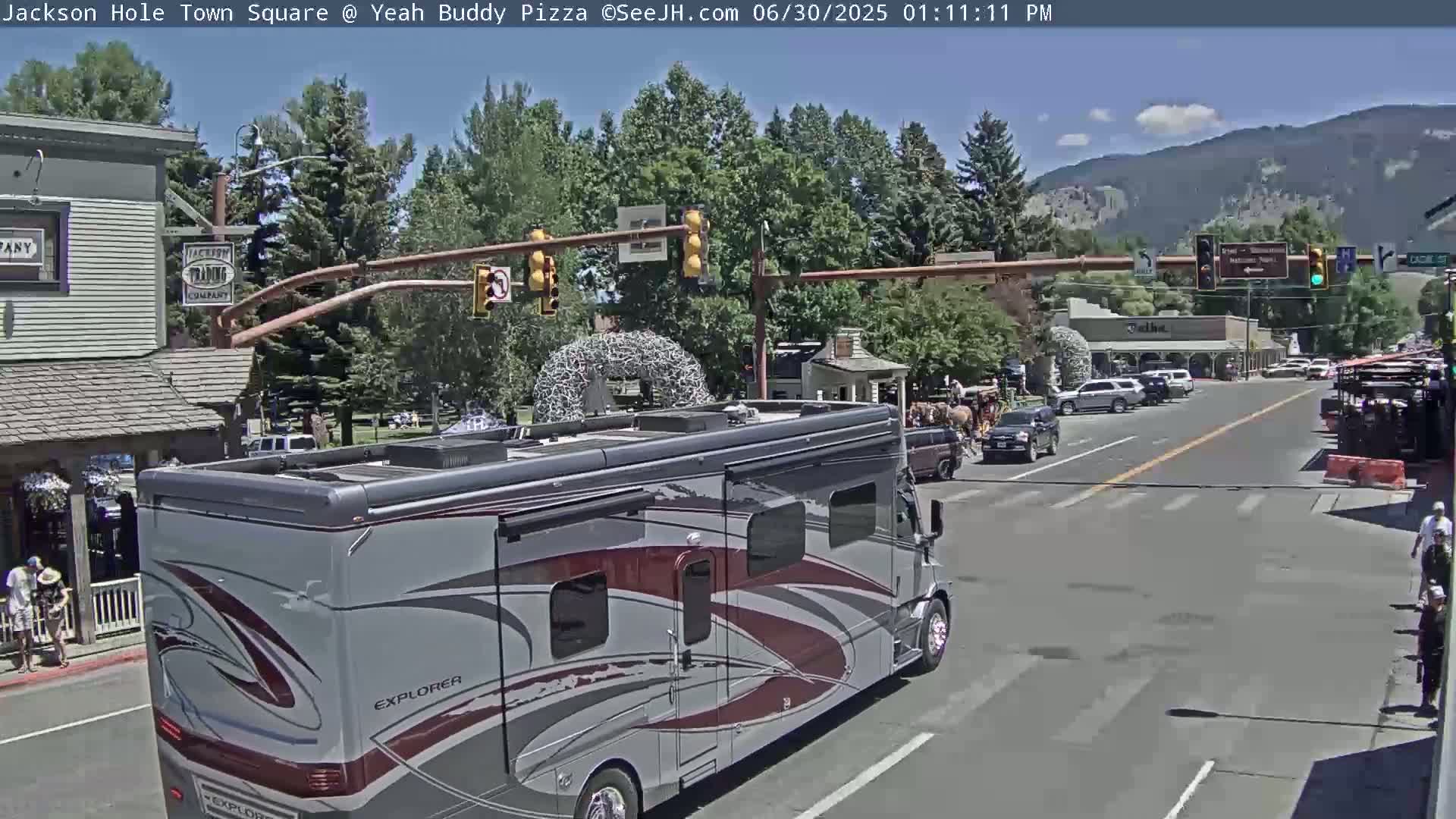 Jackson Hole, Jackson Town Square Live Cam - Jackson, Teton, Wyoming, USA